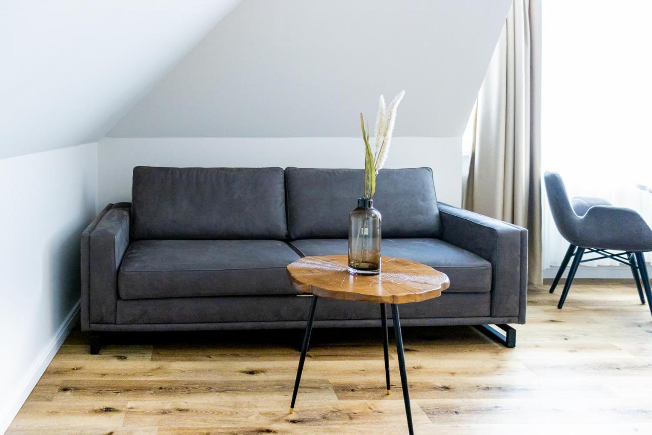 Moderne Maisonette Ferienwohnung Mit Gartenzugang, Nur 7 Gehminuten Zum Strand, Parkplatz & Fahrradunterstellplatz Scharbeutz Extérieur photo